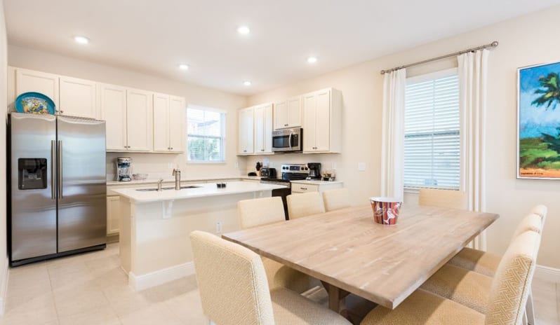 Margaritaville Resort - Four Bedroom Kitchen and diner